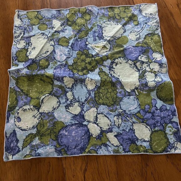 Vtg Blue Floral Hand rolled Napkins 7 Set Handkerchief Cottagecore Dainty - Picture 3 of 7